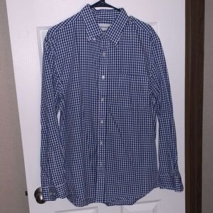 Men’s saddlebred plaid button down size medium